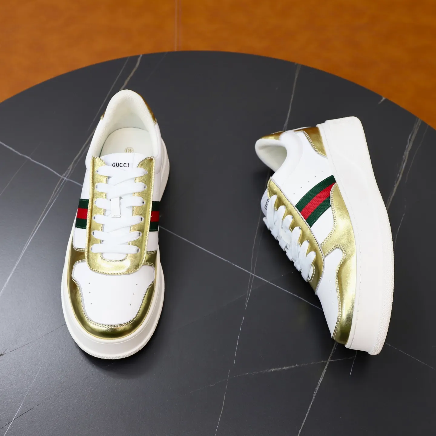 Ex-factory price: 400💰🙅‍♂️🙅‍♂️🙅‍♂️ Brand: GUCCI Standard code: 38-44 (45 customized) Grade: Same as the official website Material: Original leather stitching brand cloth Comfortable and breathable sheepskin lining Lightweight and wear-resistant outsole Style category: Men's fashionable casual shoes Sports shoes Distinguished luxury brand elements Top luxury Color: actual picture color